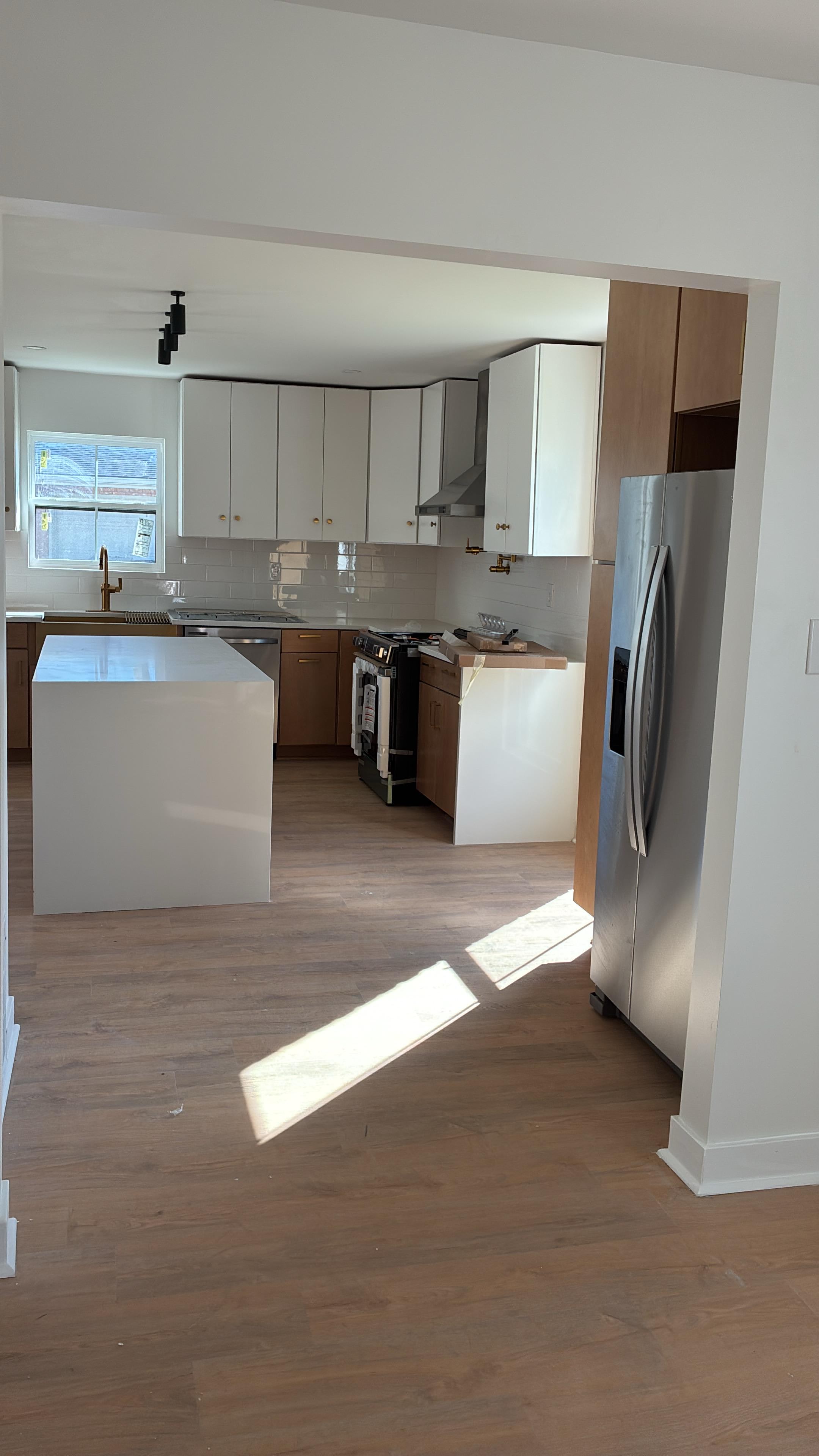 2189 Nixon Dr – photo 2