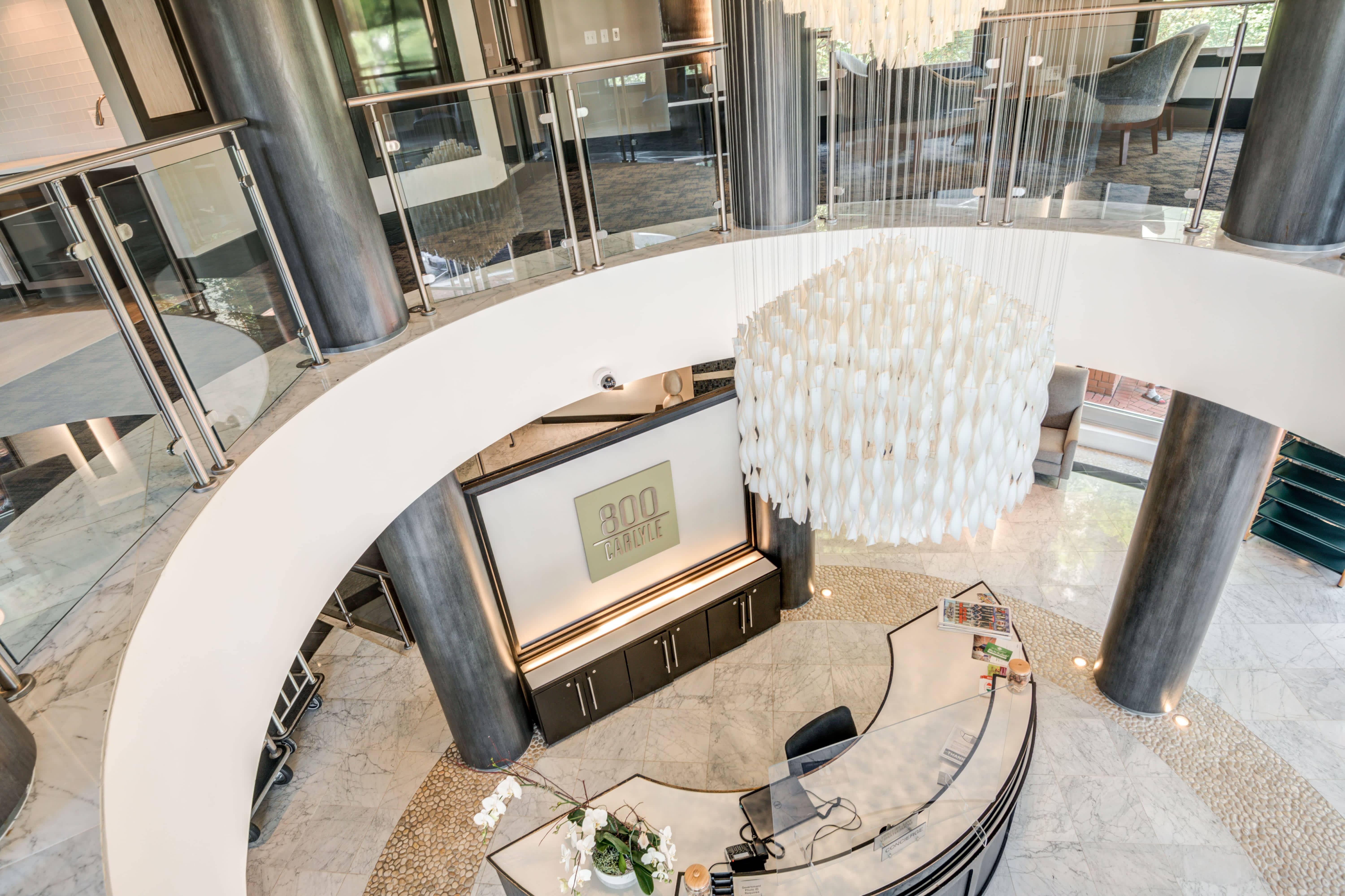 800 Carlyle – photo 5