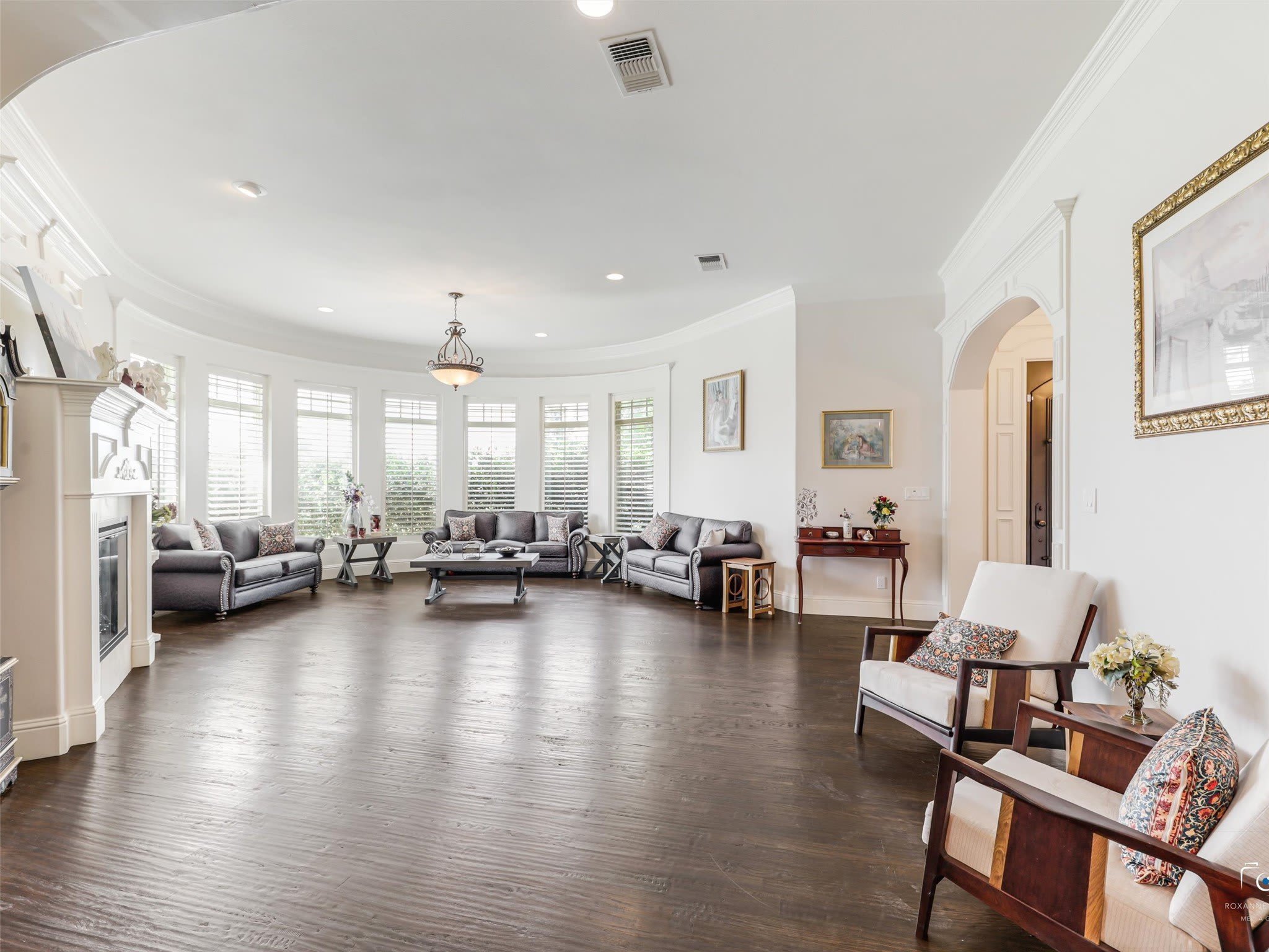 4428 Lake Breeze Drive – photo 4