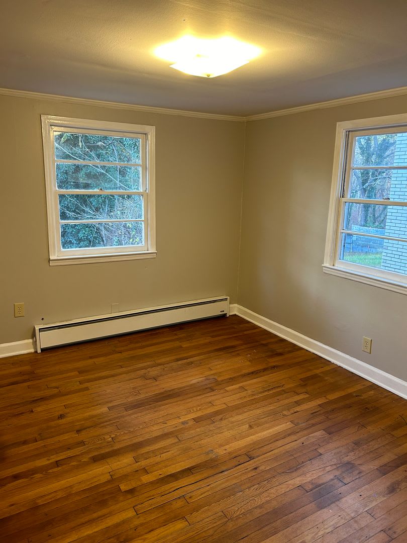 3 Bedroom/ 1 bath Home – photo 4