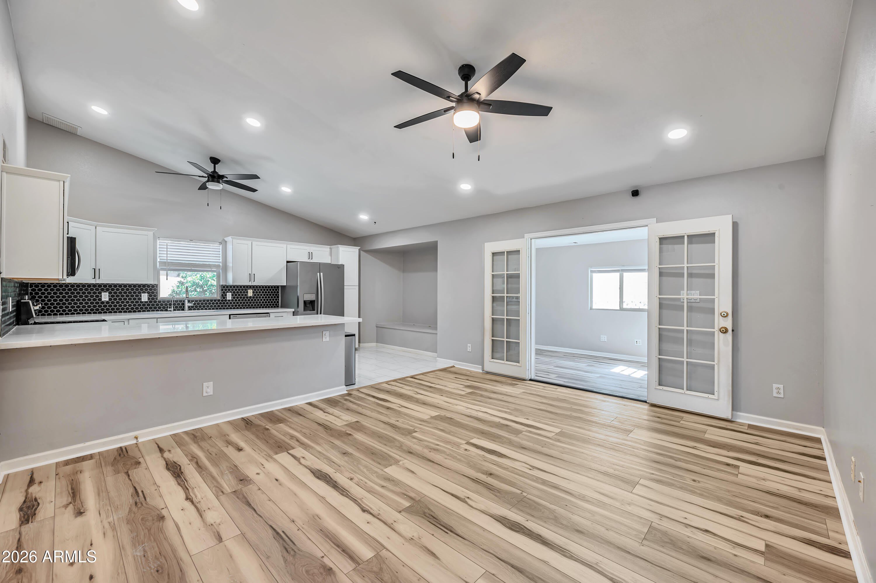6502 E GRANDVIEW Drive – photo 4