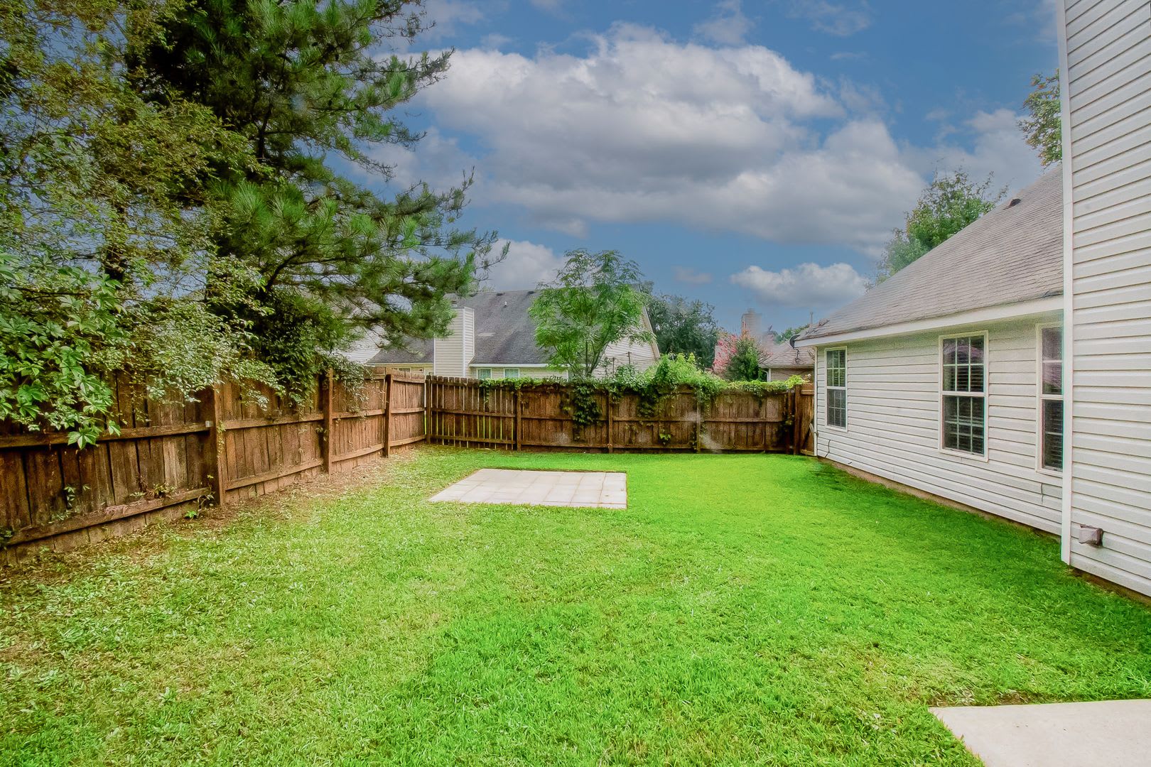 Impressive 3 Bedroom Home (Updated Pictures Coming Soon) – photo 4