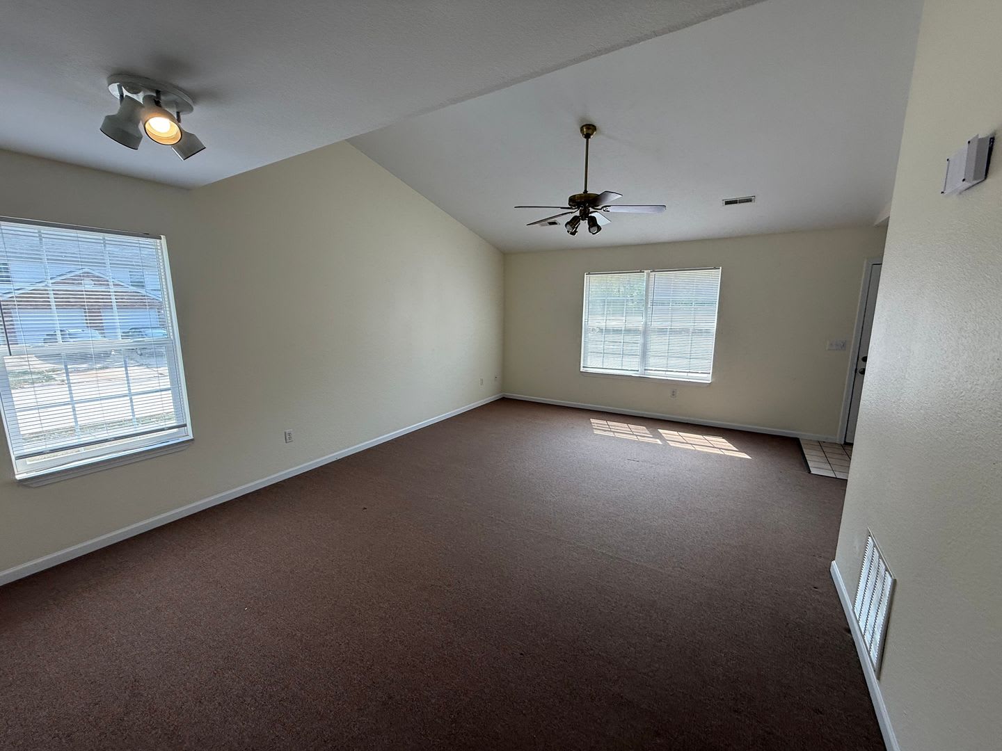 four bedrooms, two bathrooms – photo 5