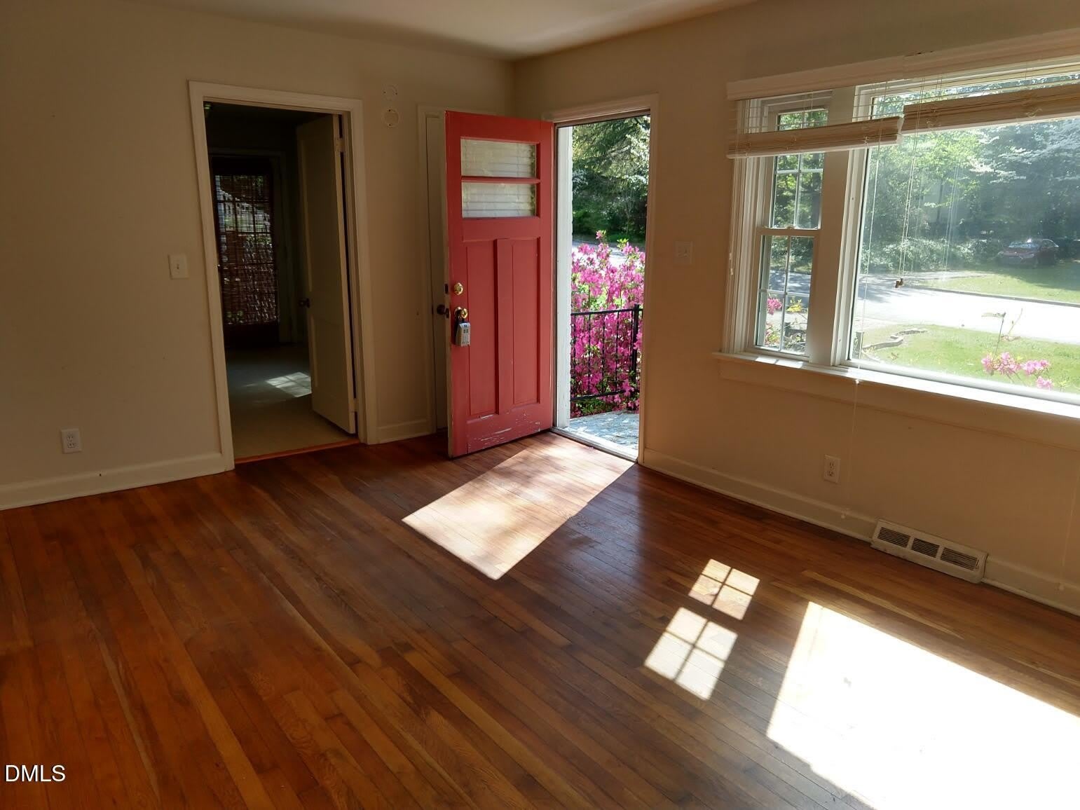 229 Urban Drive – photo 2