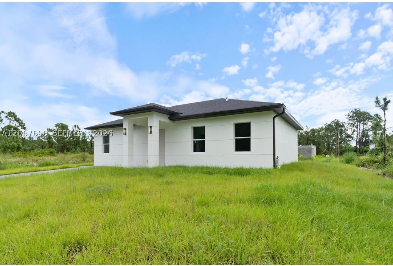 710 Peacock Ave – photo 3