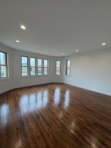 7825 S Wood Street – photo 4