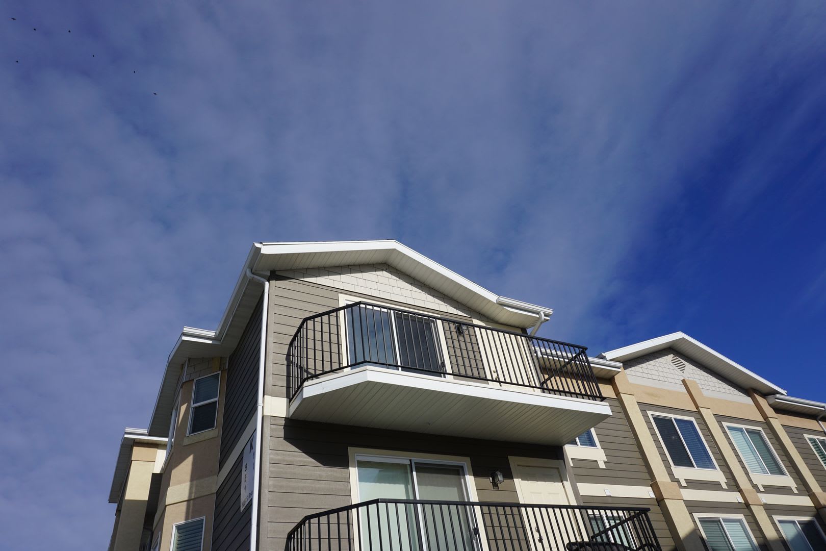 Pet Friendly Sandy 3 Bedroom Condo – photo 2