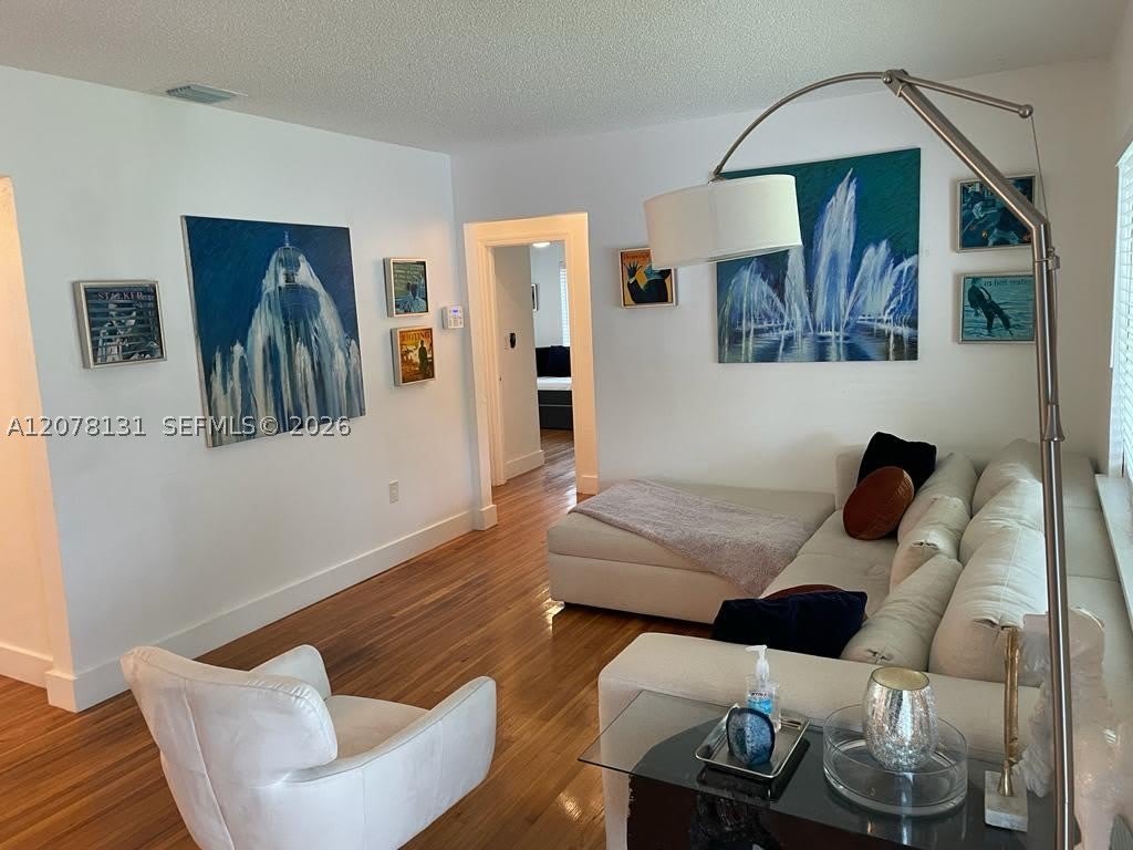 1545 NE 138th St – photo 3