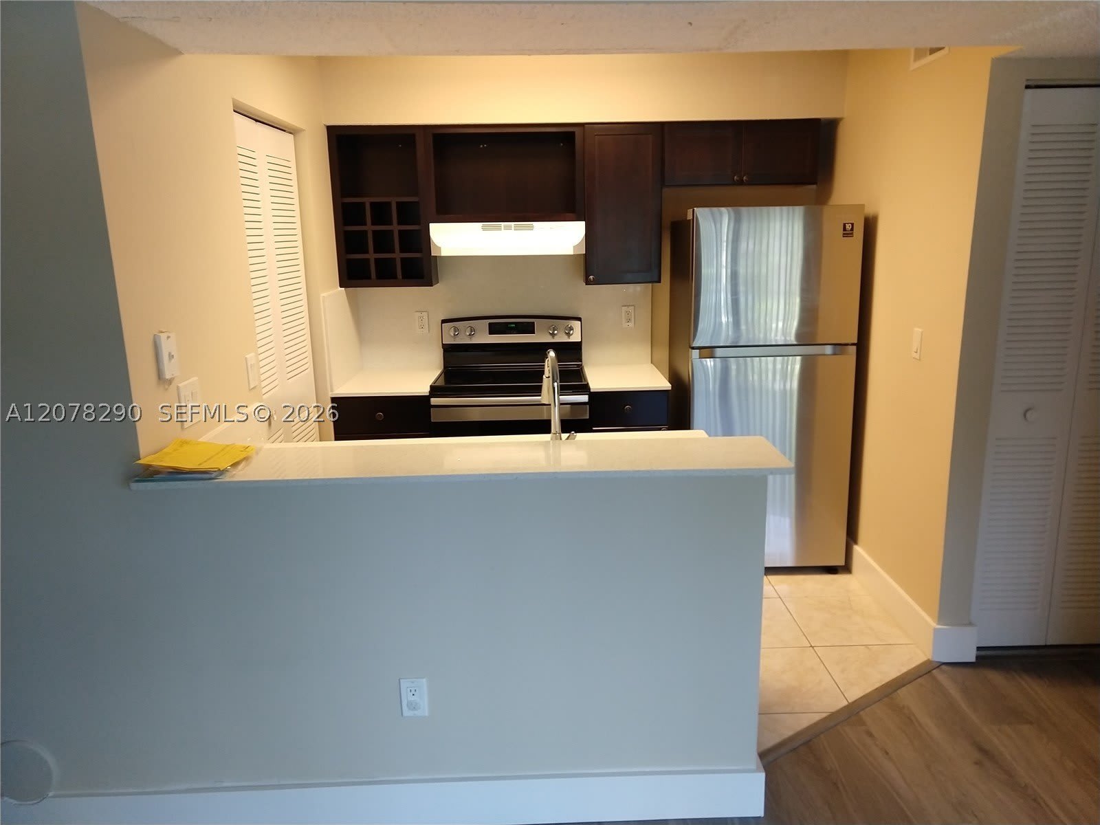 1259 SW 46th Ave – photo 3