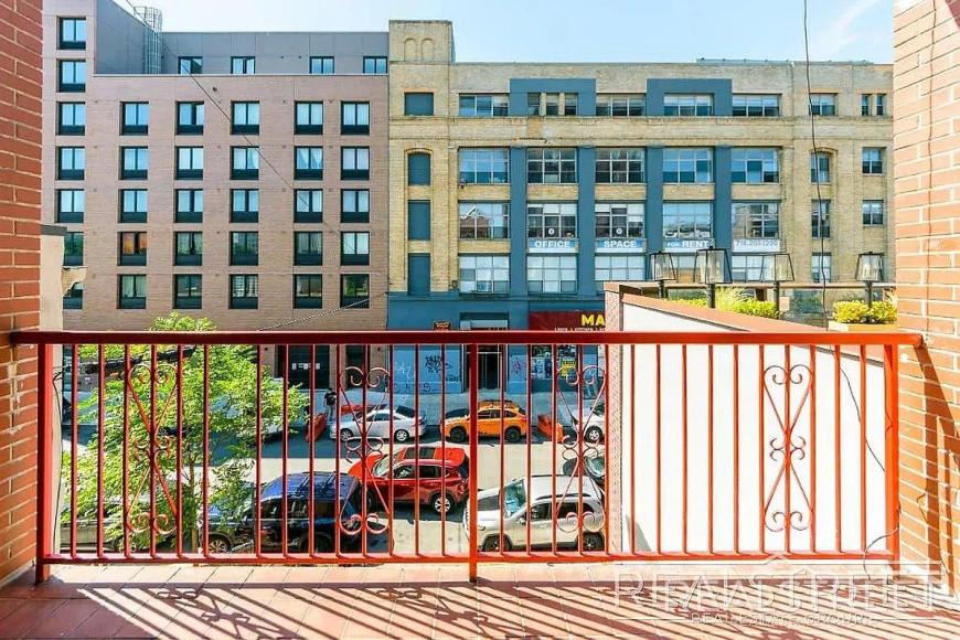 39 Debevoise Street – photo 2