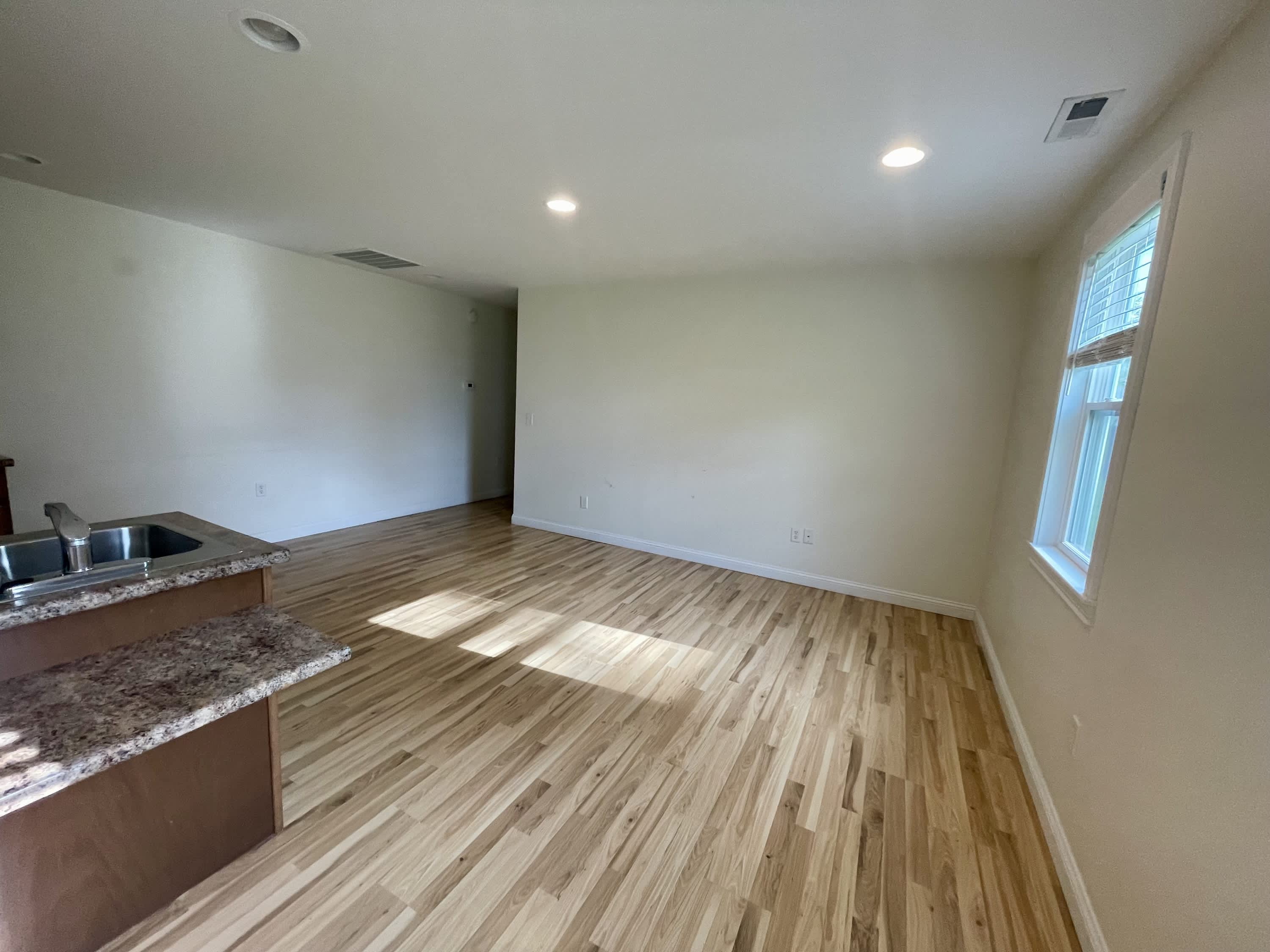 1414 West Mulberry Street – photo 4