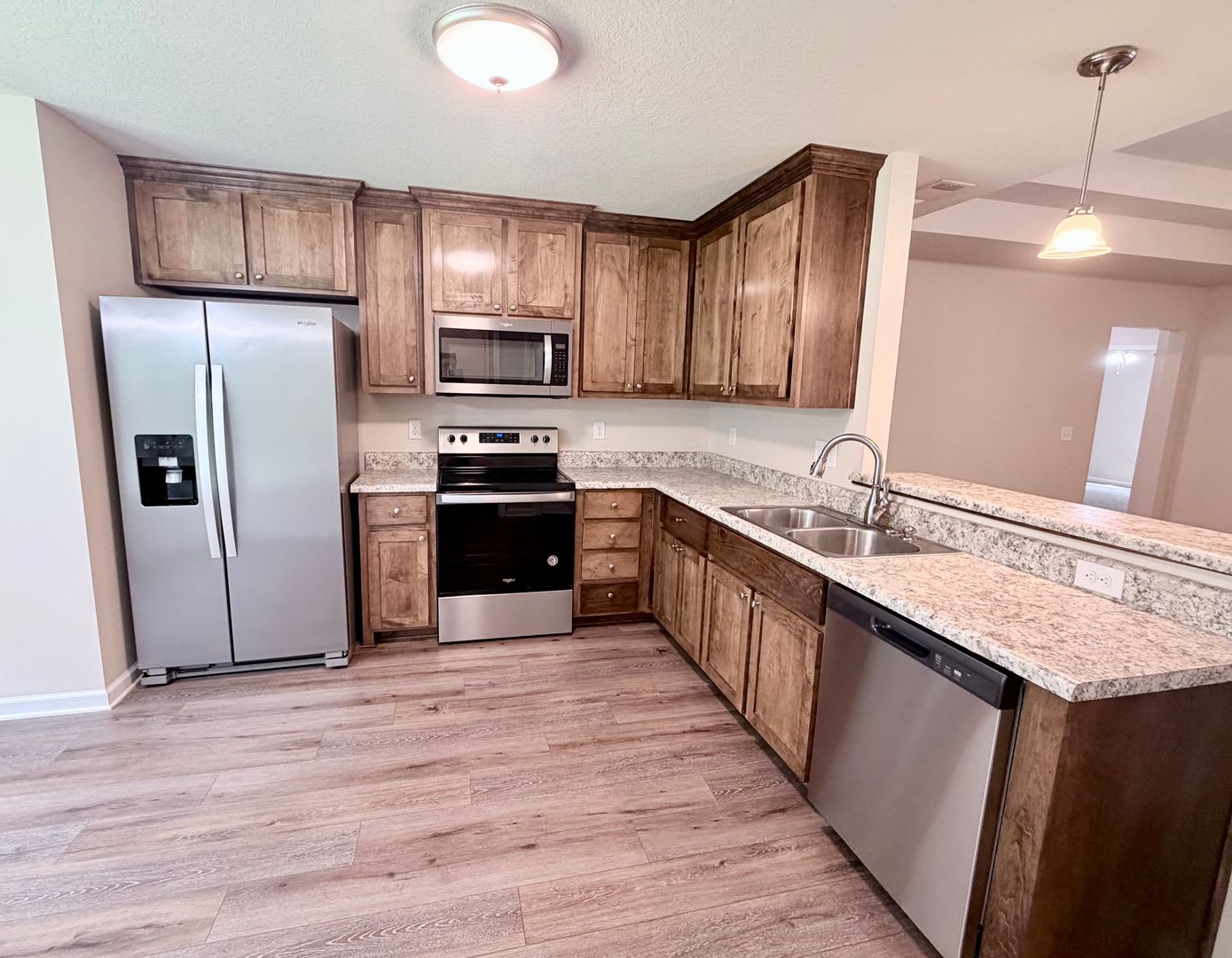 Cute 3 Bedroom Home – photo 3