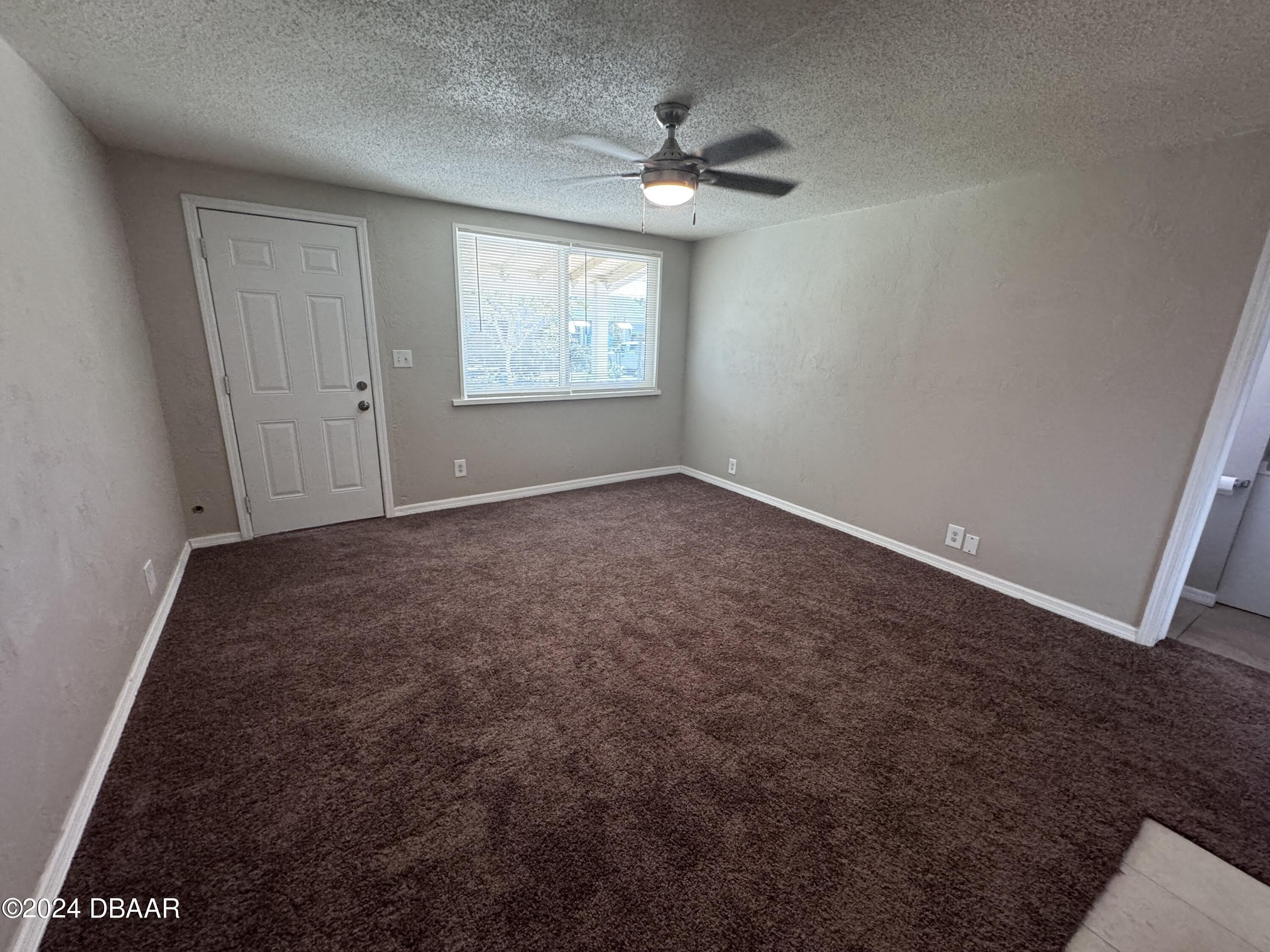 1304 Holly Avenue – photo 4