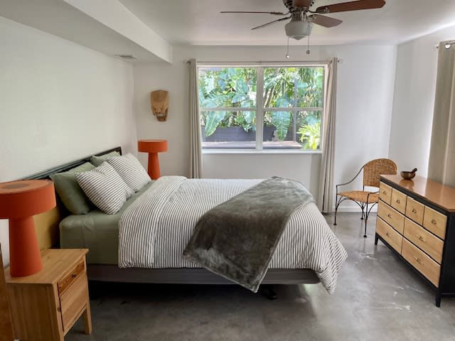 1212 Doctor Ml King Junior Street North – photo 1