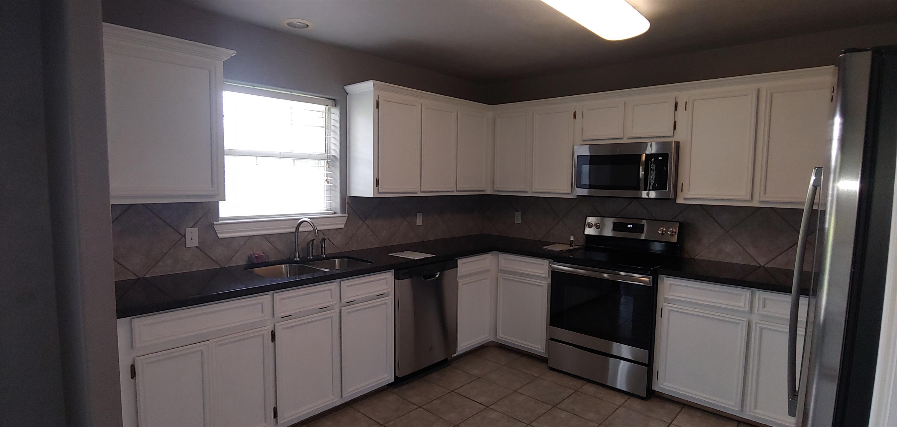 8525 Sunflower Lane – photo 2