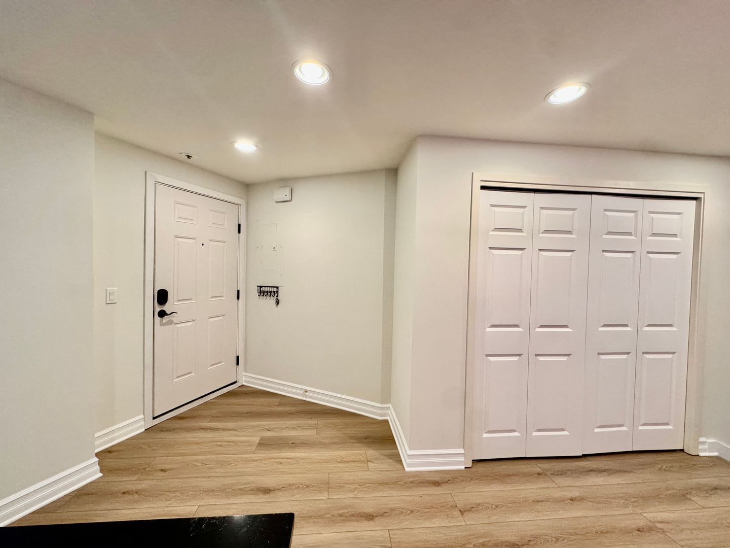 Waterfront Condo Building in Rose Pointe – photo 2