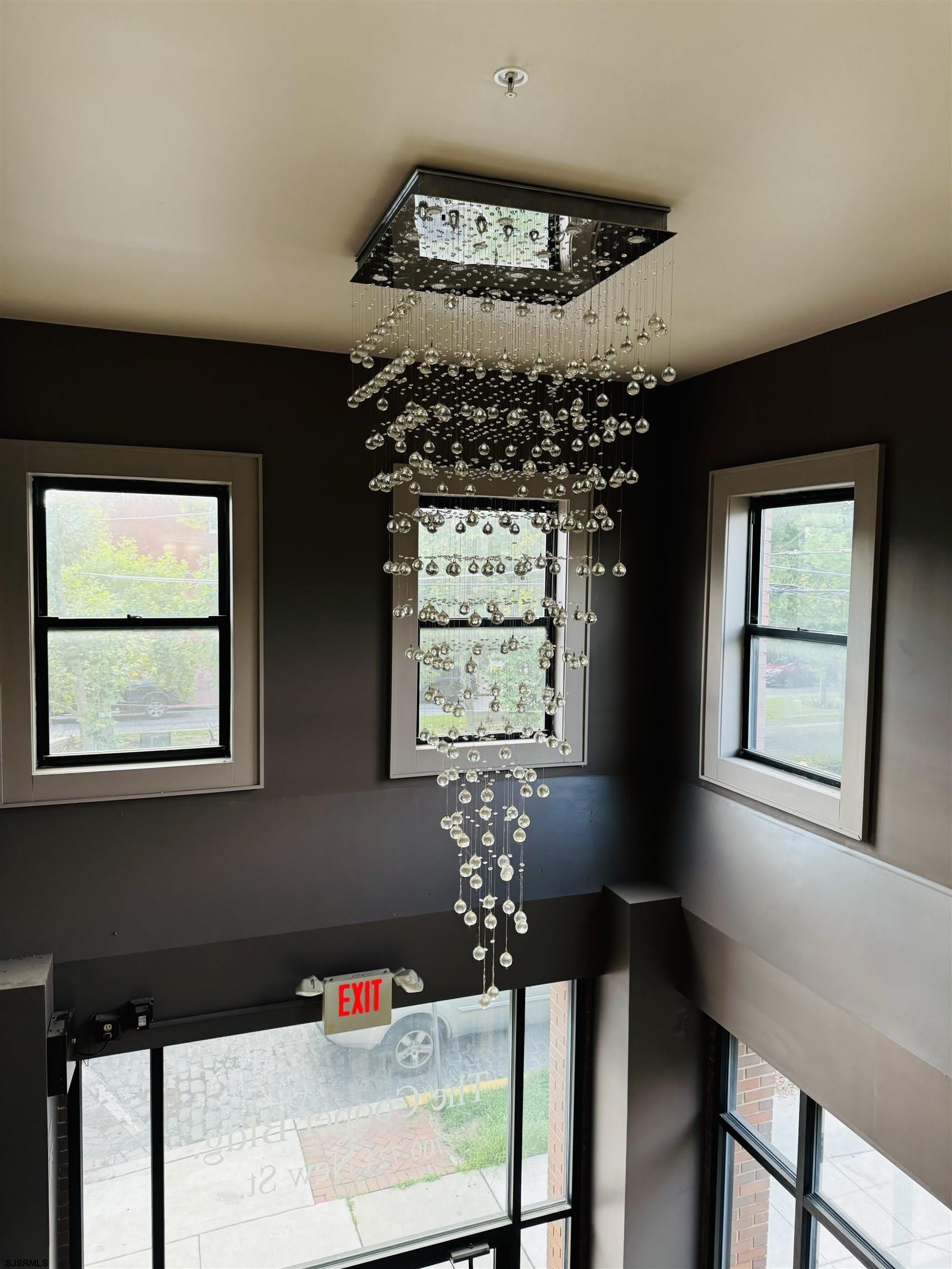 700 New St – photo 4