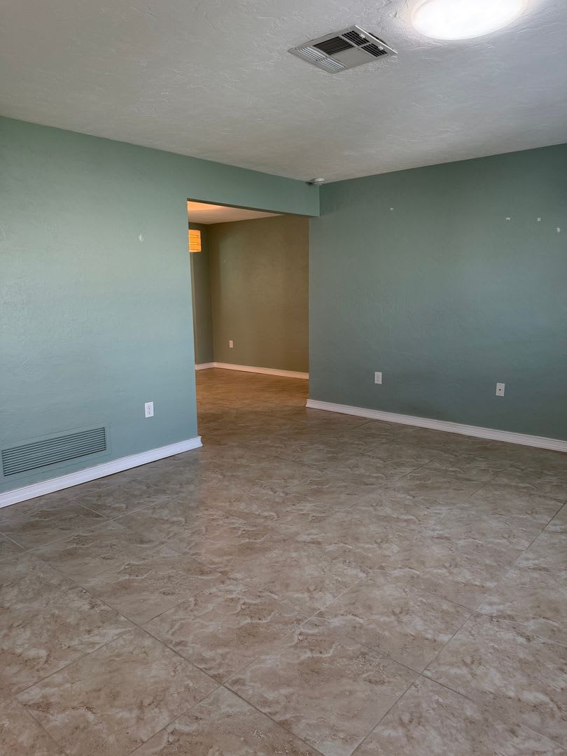 Charming 3Br 2Ba House With Pool In Sarasota – photo 4