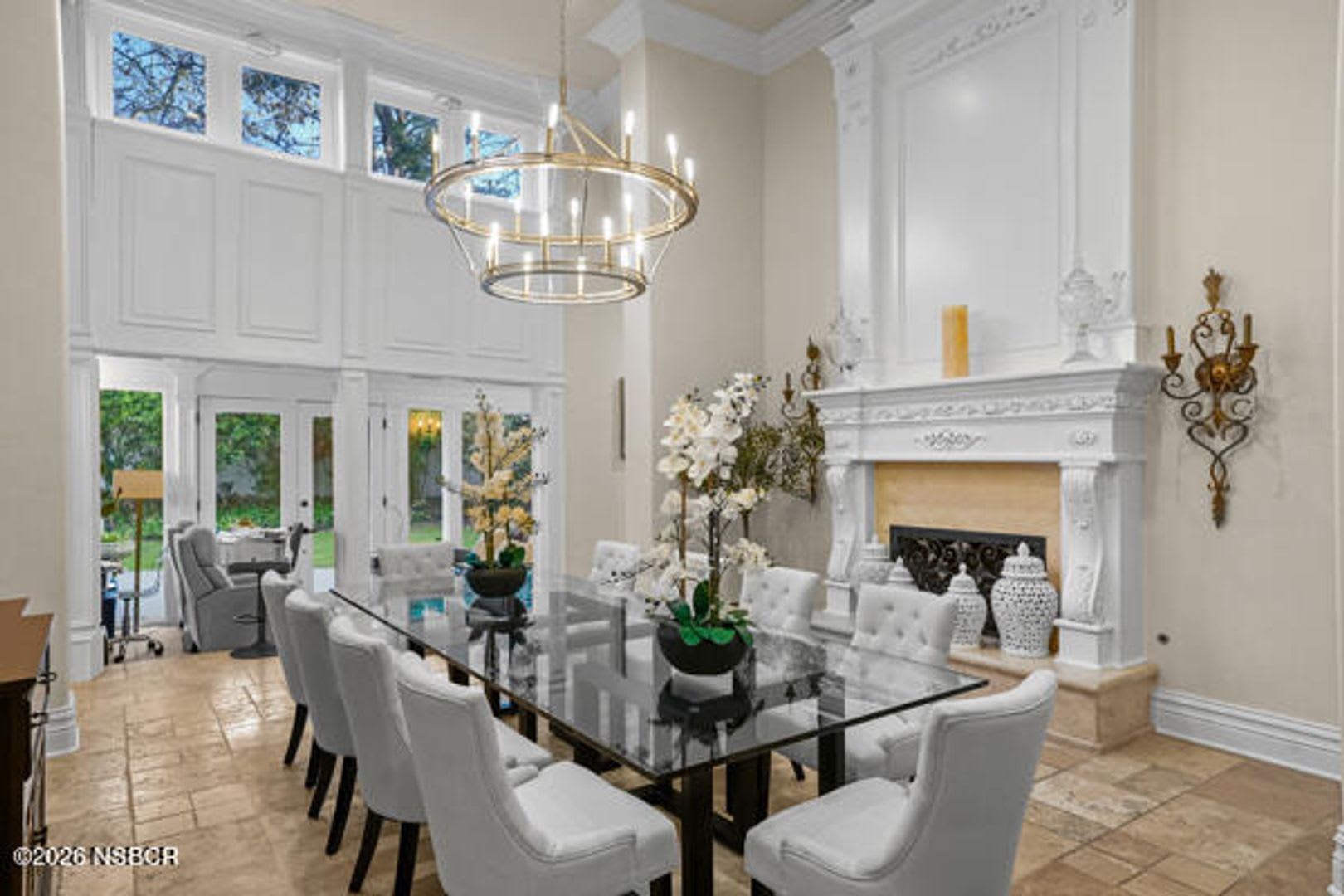 Elegant 6‑Bedroom Retreat with Pool, Spa & Wine Room – photo 4
