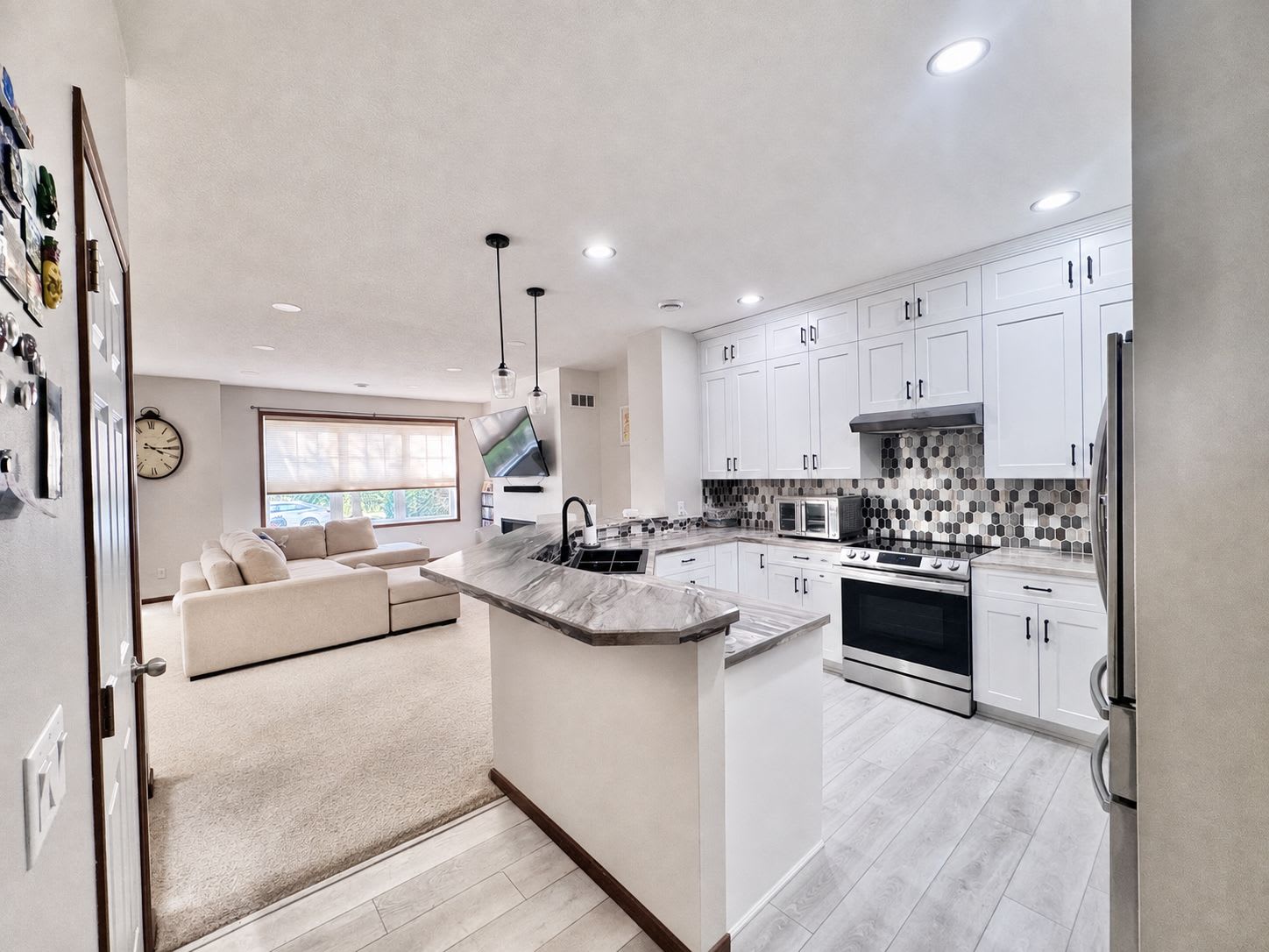 3365 Cherry Lane – photo 1