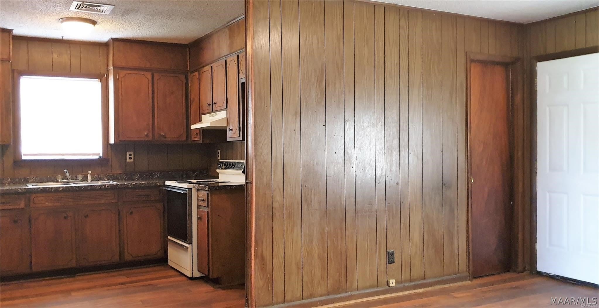 6354 WARES FERRY Road – photo 3
