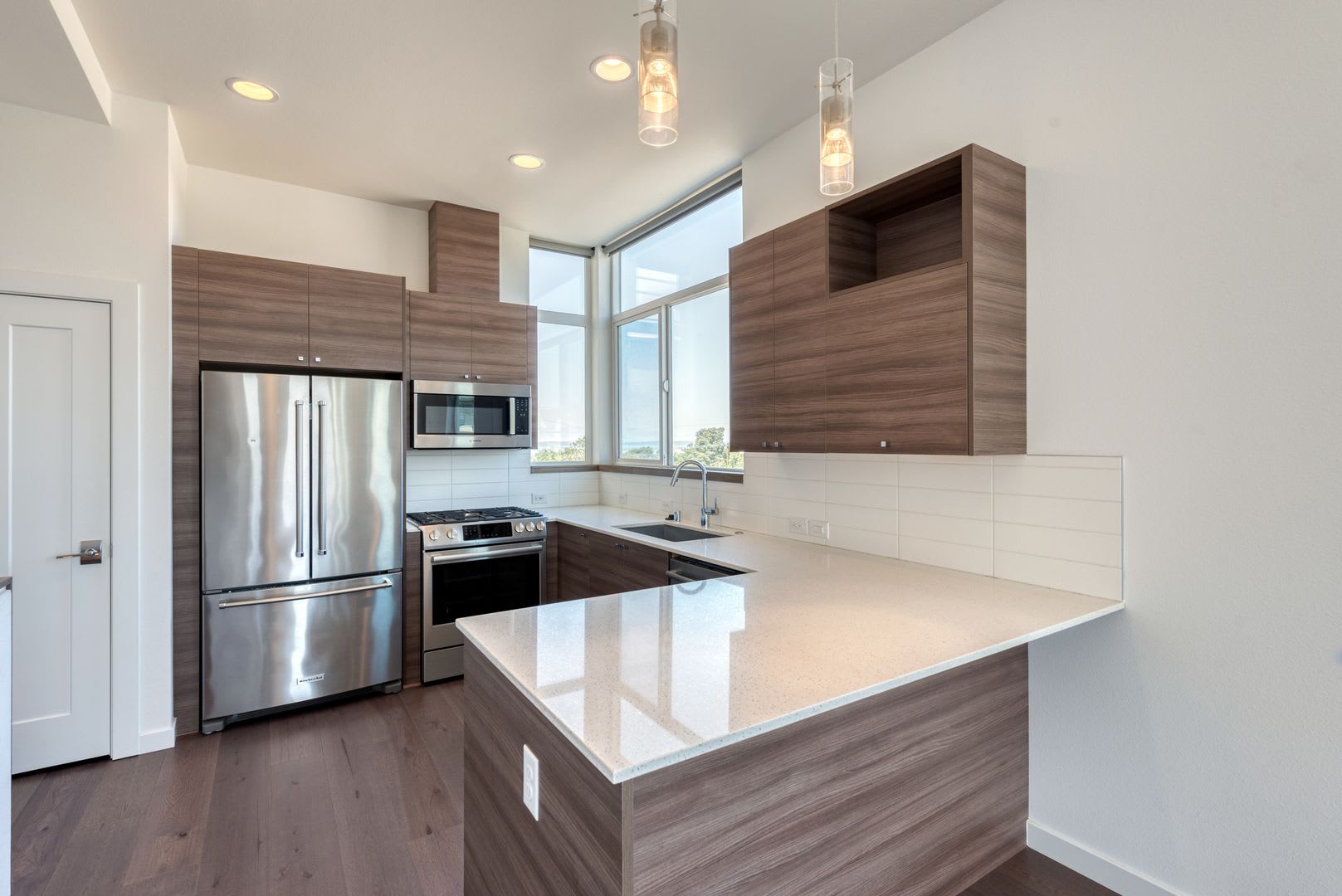 Beacon Hill Townhome – photo 5