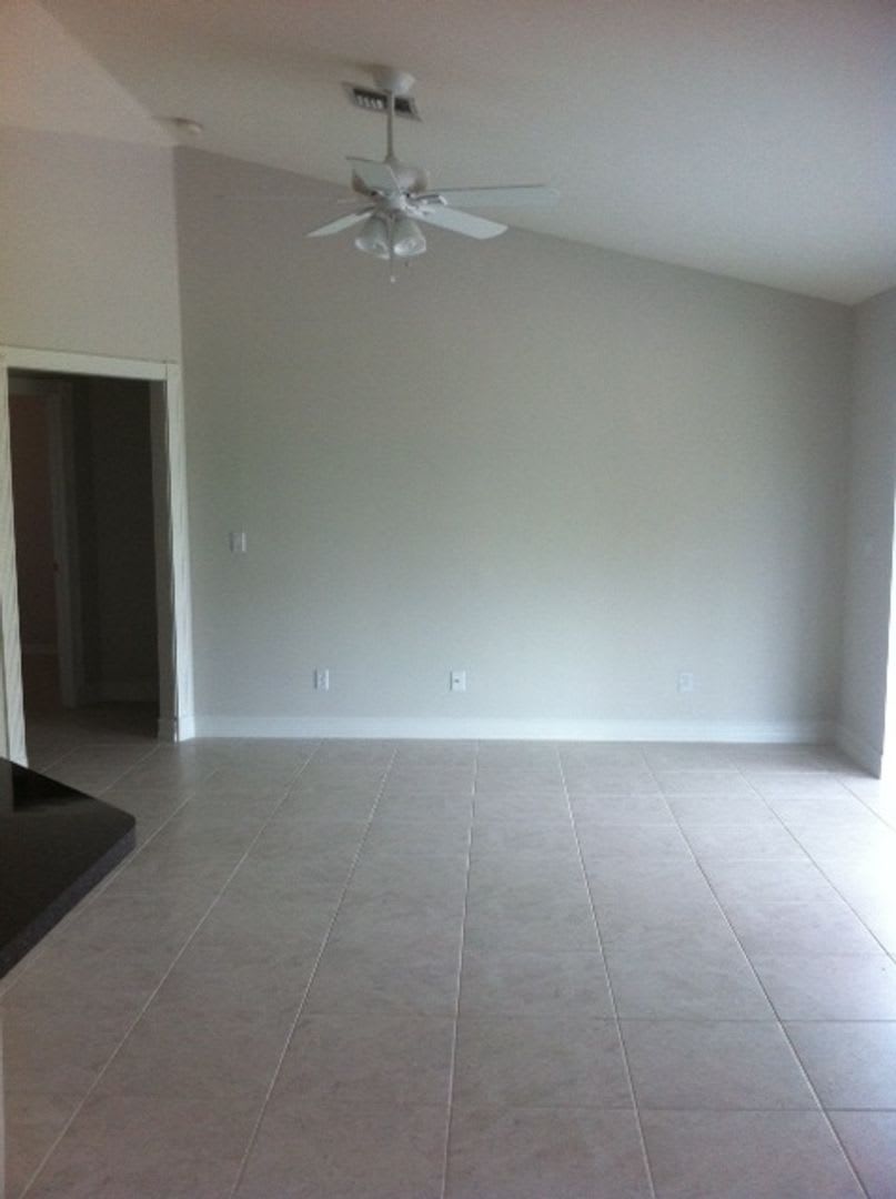 Sw Cape Coral 3X2 Single Family Home Rental – photo 2
