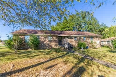 2BR/1BA Duplex unit in Foley – photo 3