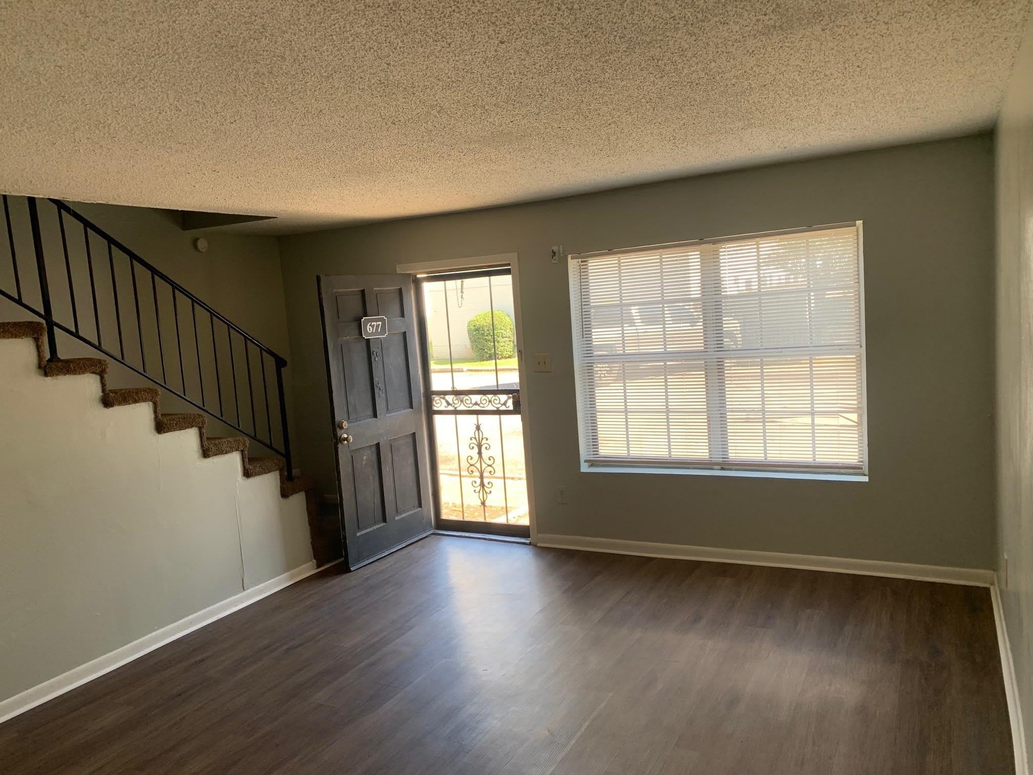 675 MILES Dr – photo 4