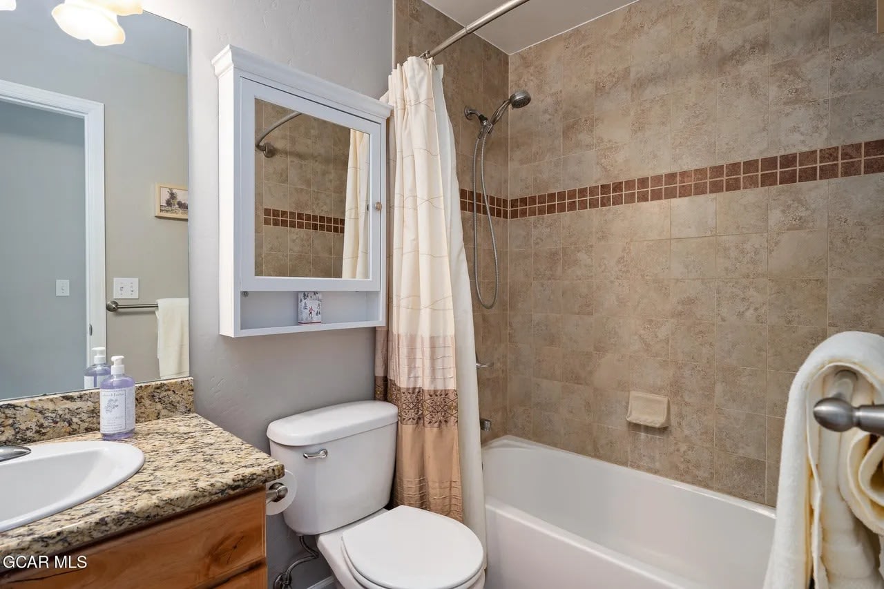 400 Cougar Avenue – photo 2