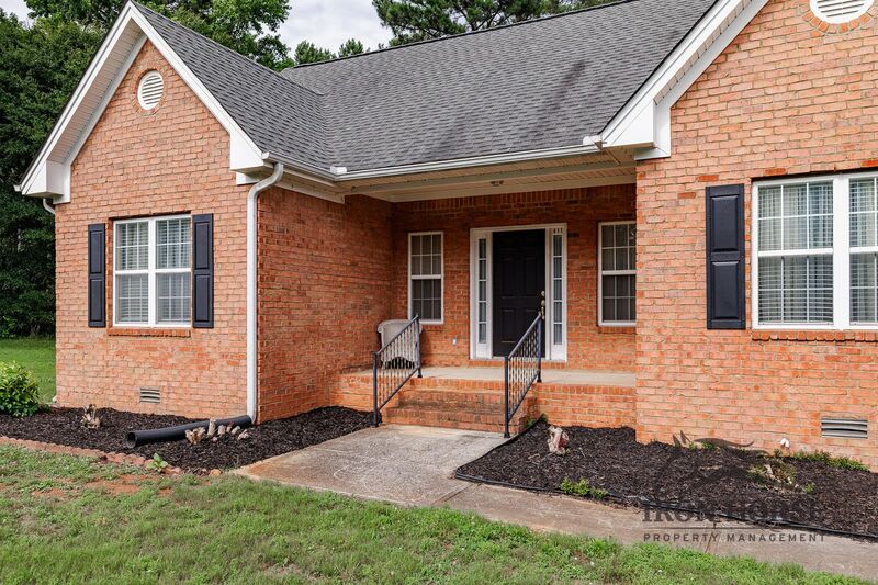 411 Timber Creek Dr – photo 2