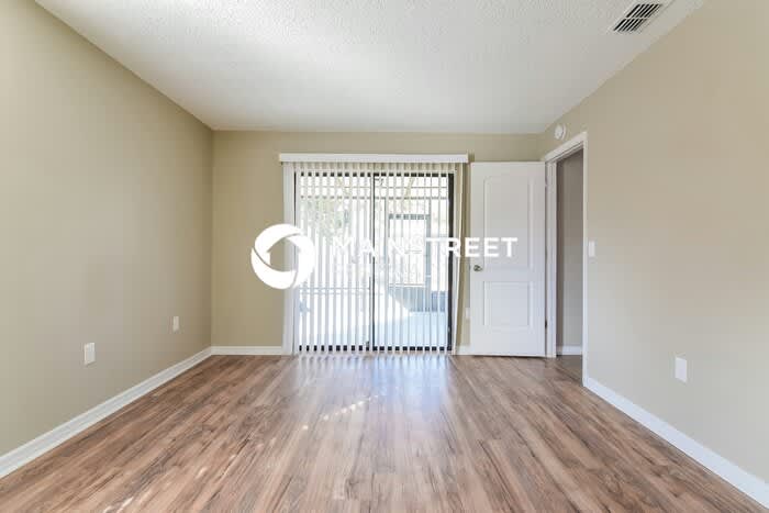 8153 Philatelic Drive – photo 4