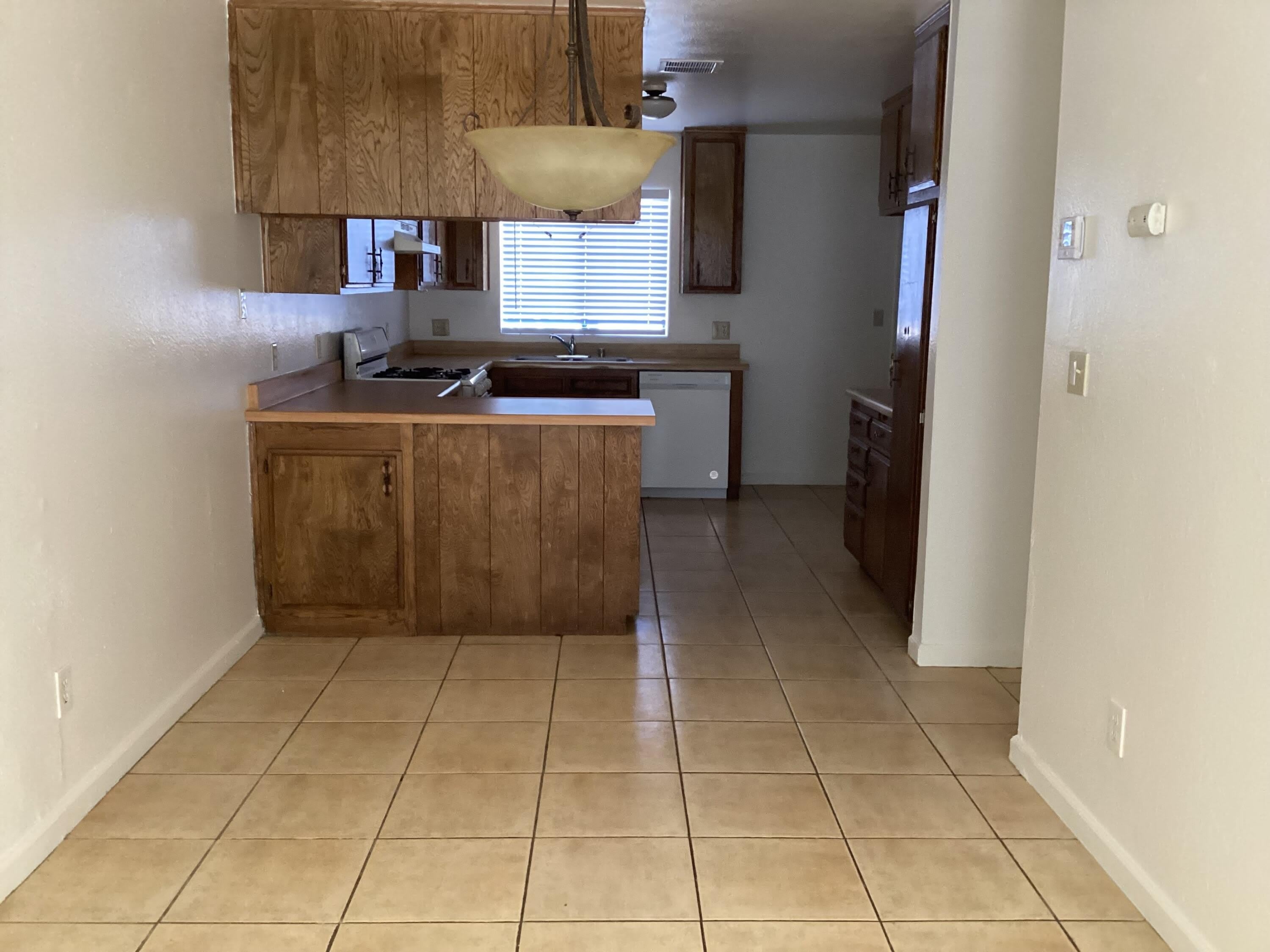 44652 Beech Avenue – photo 3