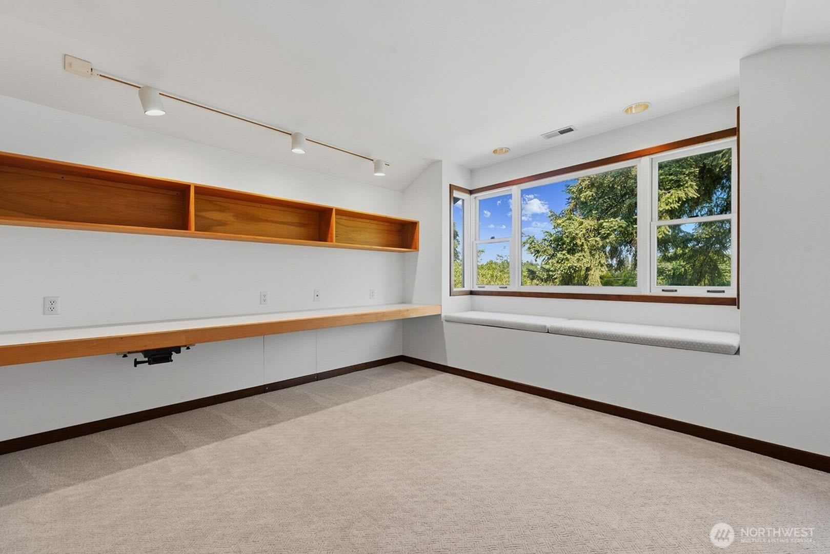 Spacious Ravenna Craftsman! – photo 2