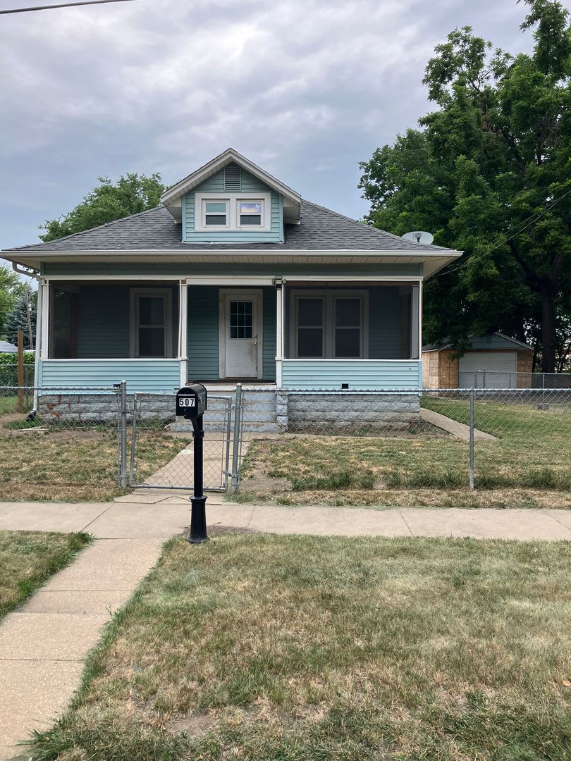 507 W 27th – photo 1