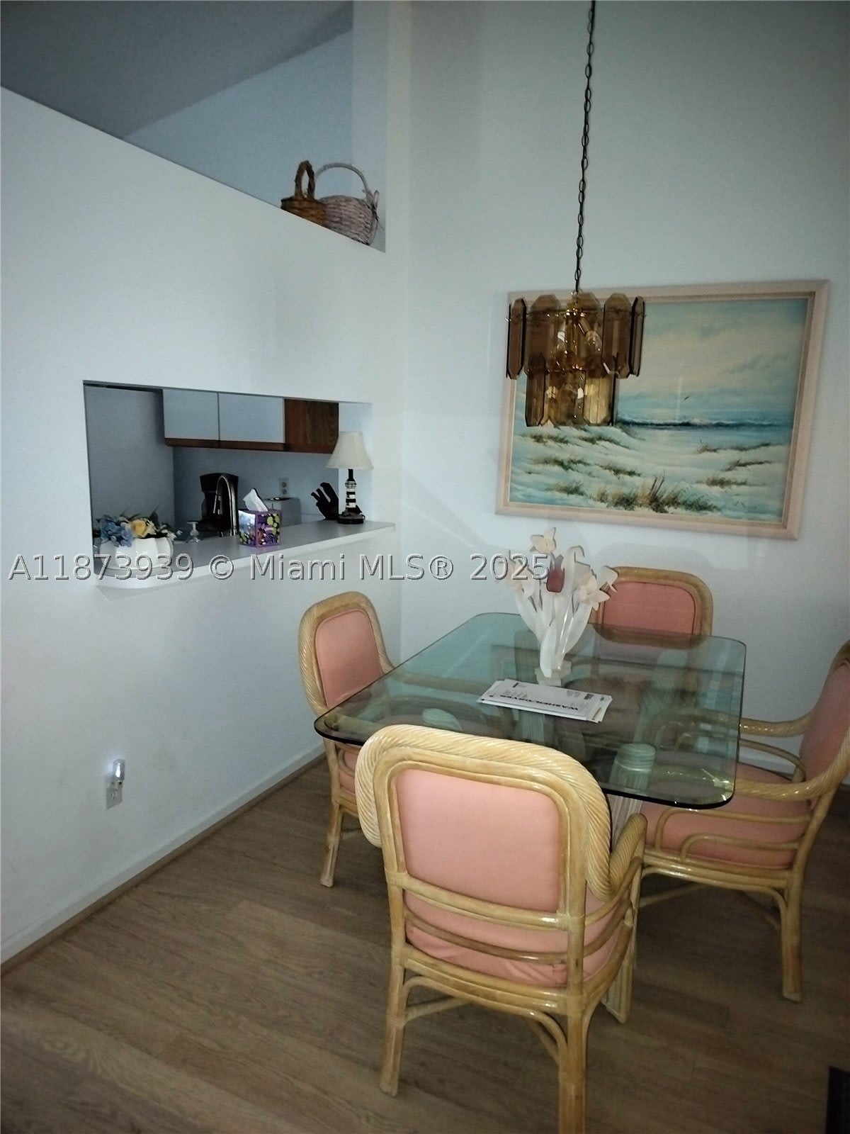 1002 Keystone Dr – photo 4
