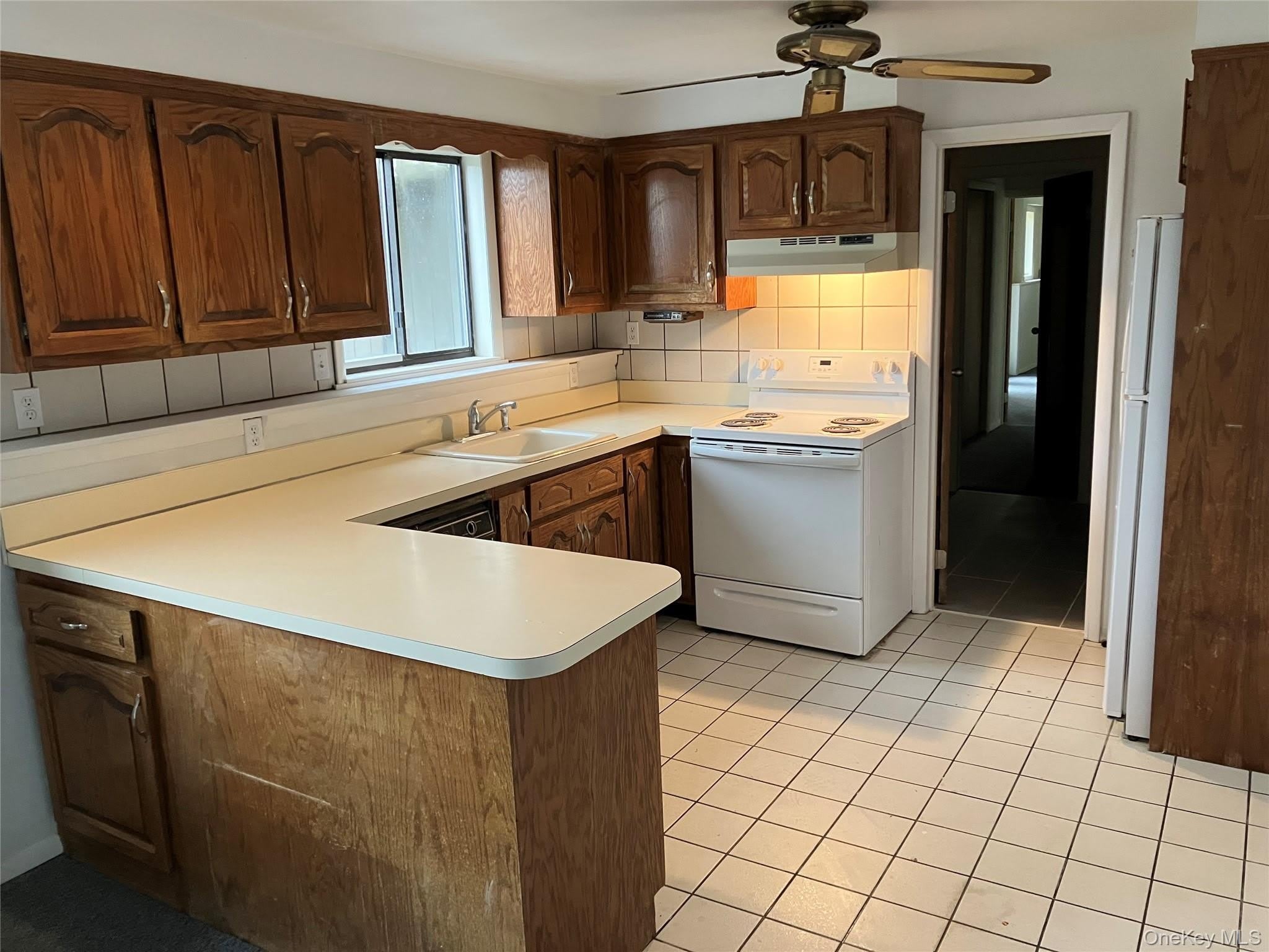 21 Wallace Road – photo 3