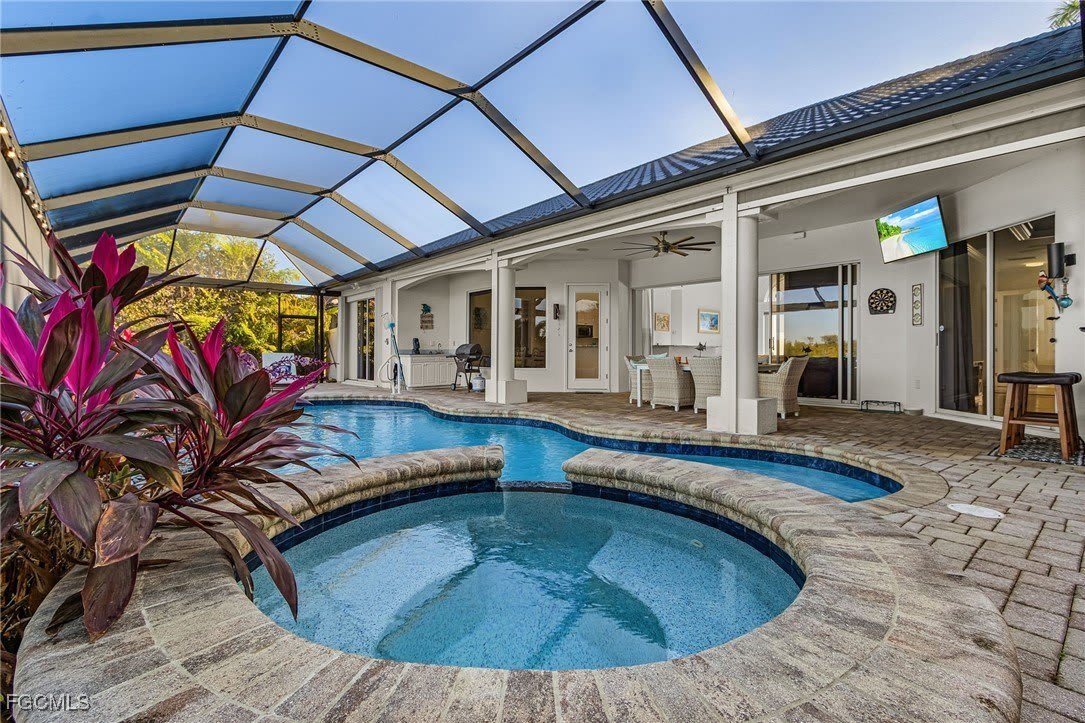 3724 Surfside Boulevard – photo 1