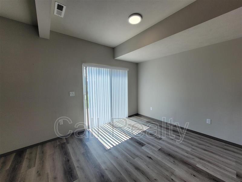14320 E 13th – photo 5