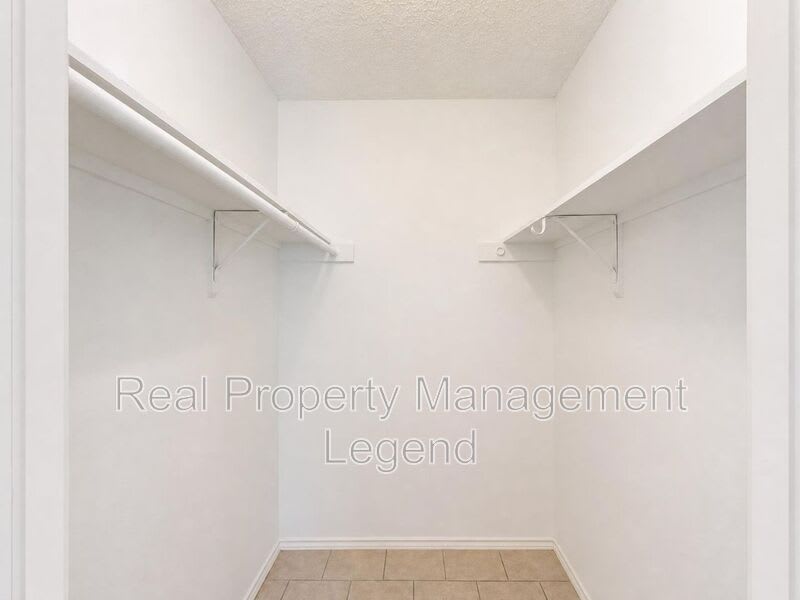 112 Oak Hill Dr. – photo 5