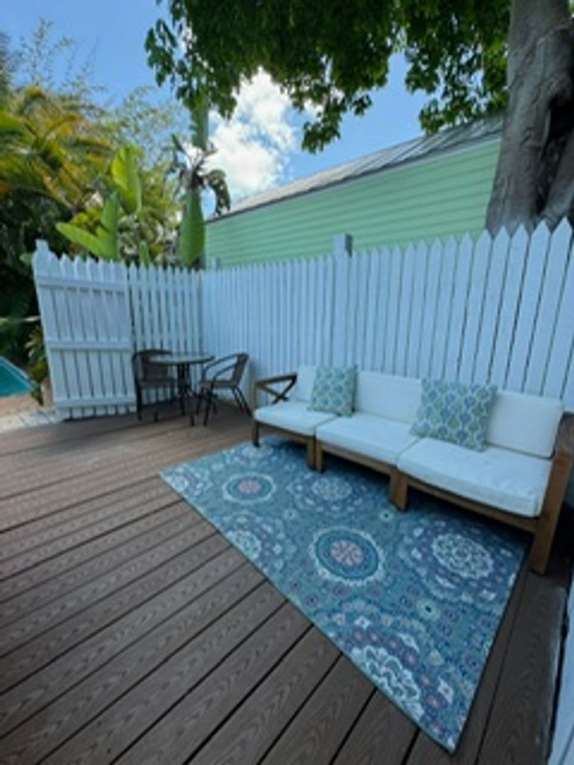 Old Town Cottage Ready for Move In! – photo 4
