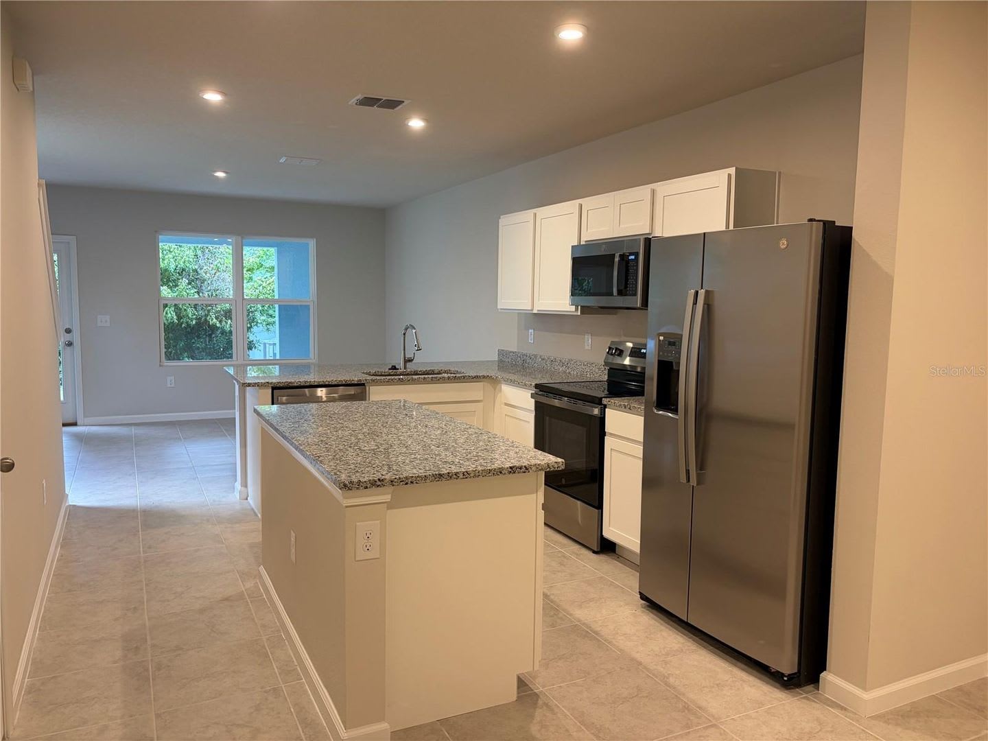 2006 Edison Pointe Blvd, South Daytona, FL 32119 – photo 3