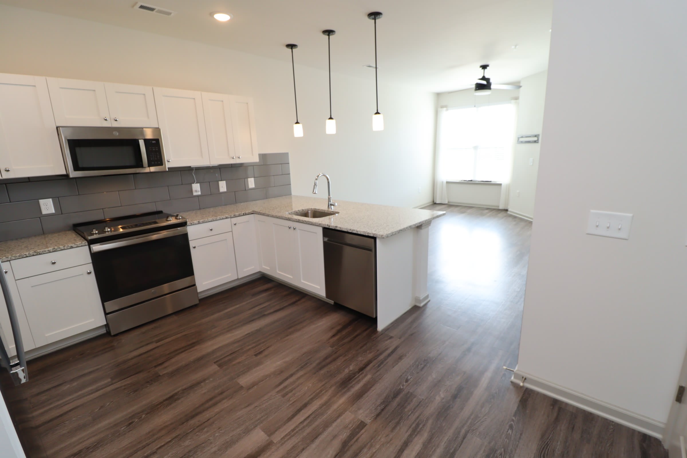 2402 Gathering Square Ct – photo 4