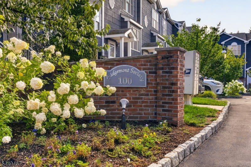 100 Glen Ridge Ave – photo 1