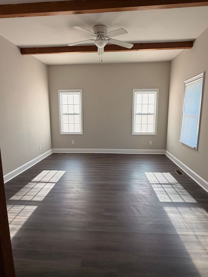 Two bedroom, 2 bath house in Graham – photo 3