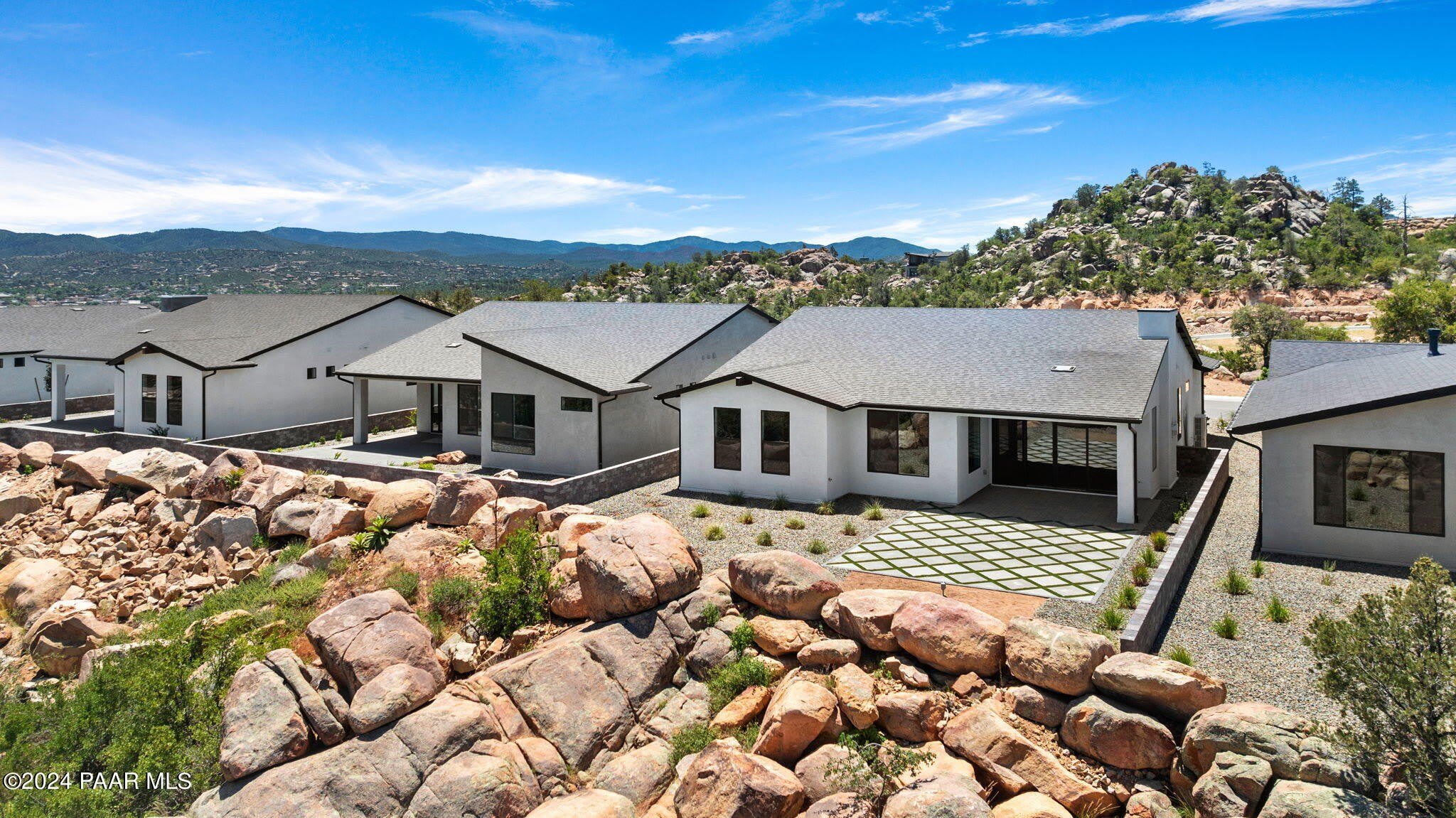 1318 Rockwood Drive – photo 2