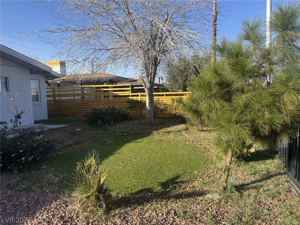2200 S 6Th Street – photo 2