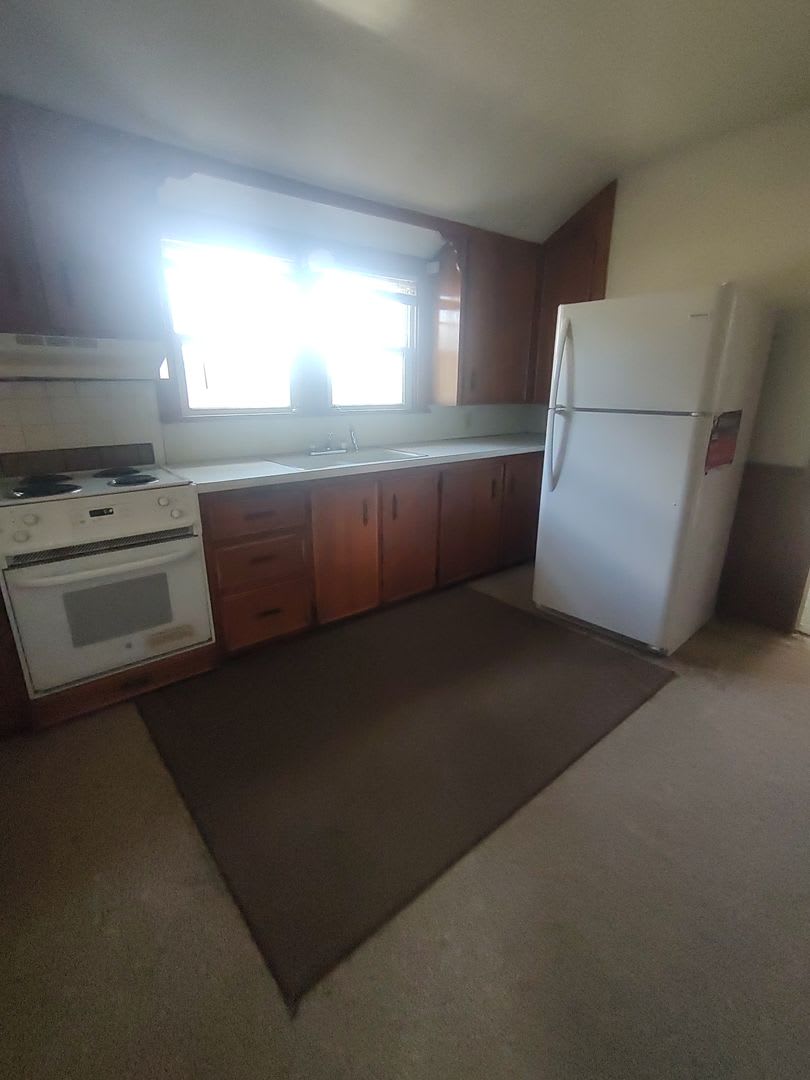 Charming 2 bedroom, 1 bath west of town in Viola (19000 W 55th St S) – photo 4