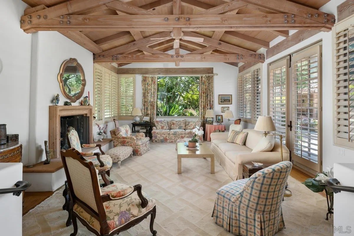 17240 Avenida De Acacias – photo 4
