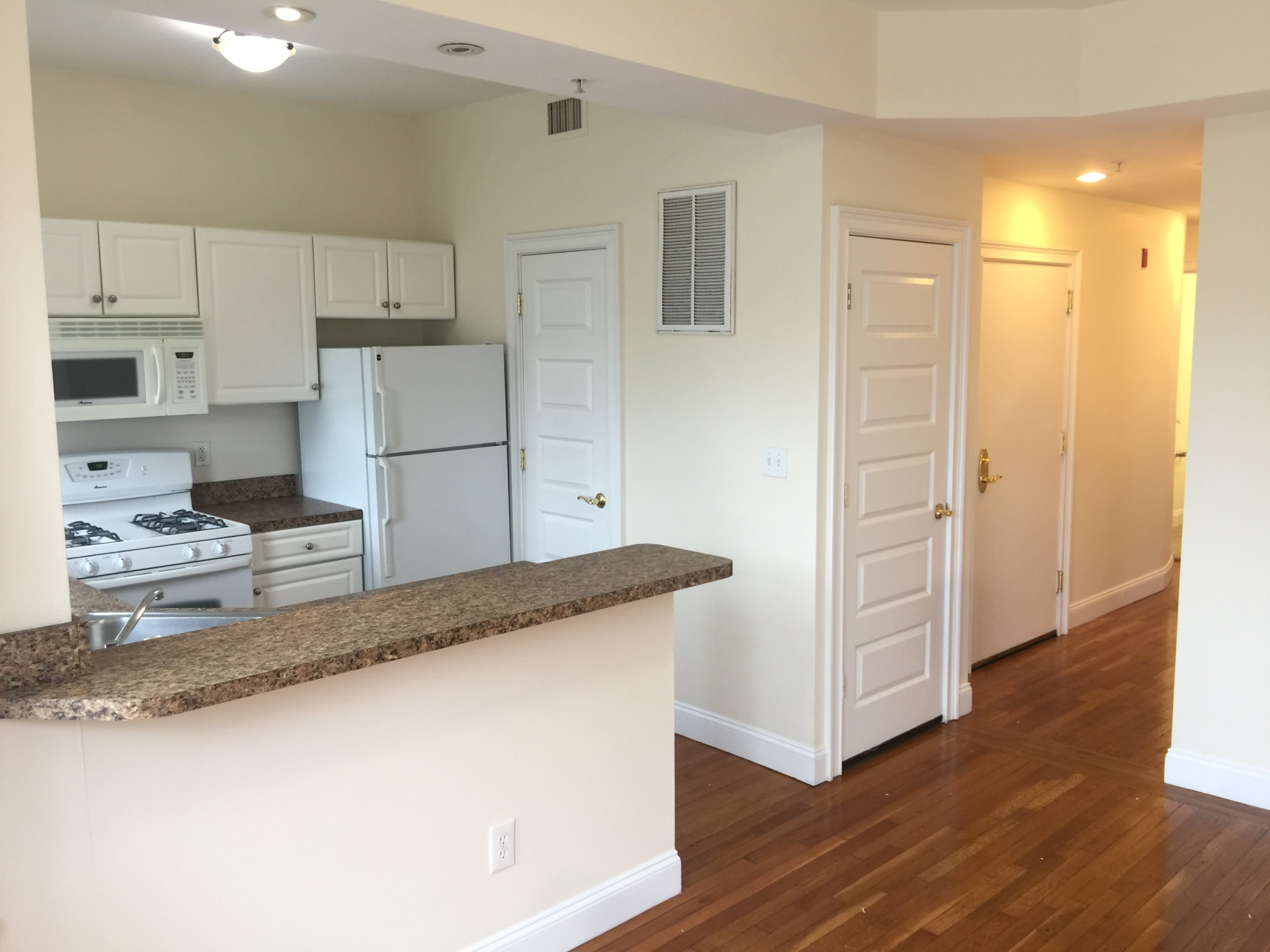 Ashford Street Apartments – photo 3